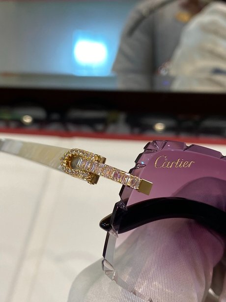 Delta Marjani Luna exclusive pornstar galleries