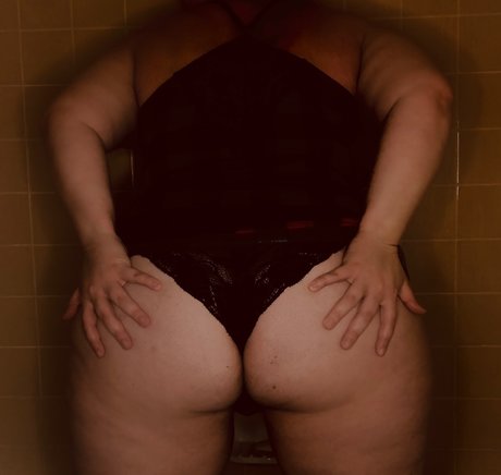 Curved baby pornstar sexy pics