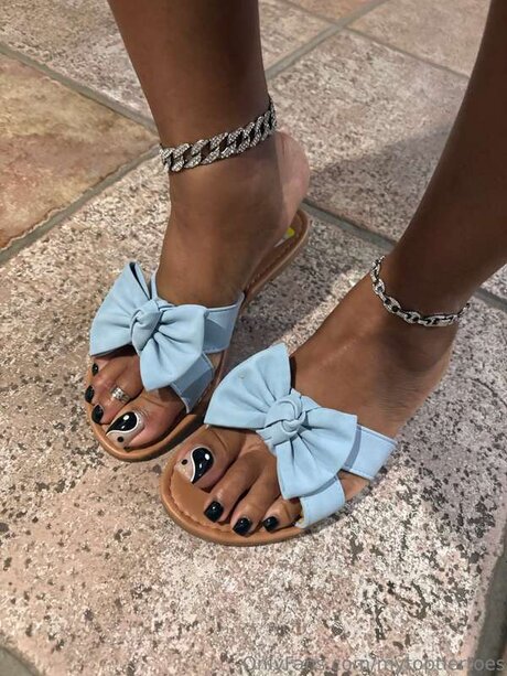 MyTopTierToes erotic pornstar archive