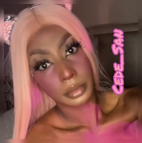 Cede San porn model picture