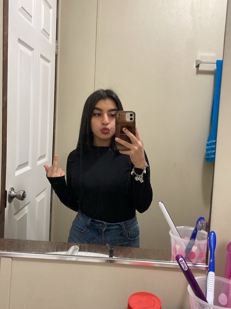 Desiree Marie model perfect picture