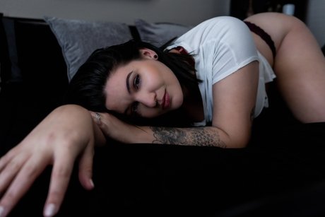 Delia nudes actress pic