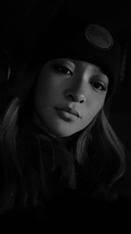 Adrienne_ erotic actress img