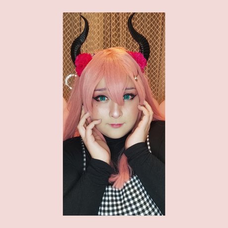 Hadita porn model images