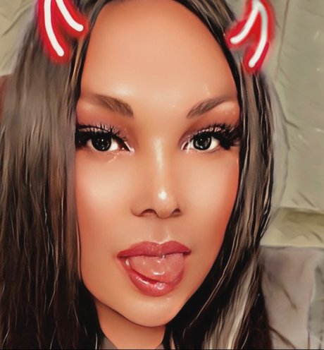 _NATIVE QUEEN VIP adult star picture