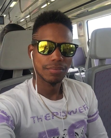 Cavaluchy_ star adult photos