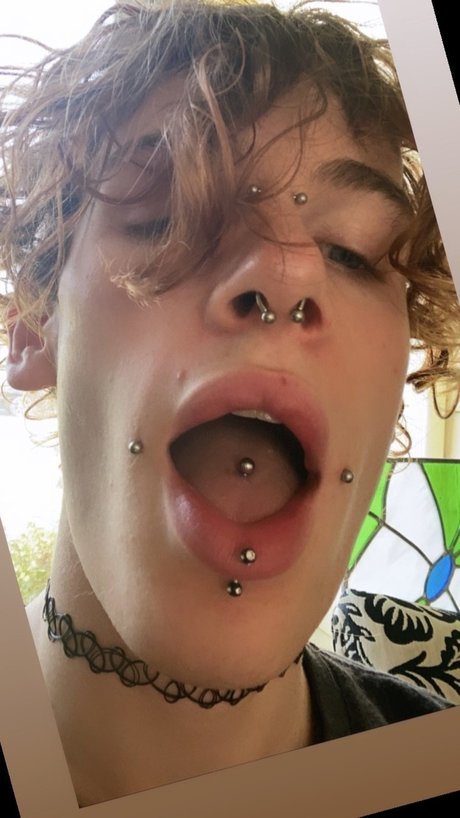 f3tishs1ut pornstar top photo