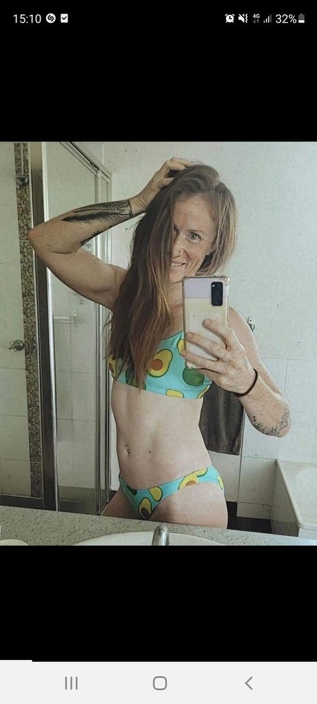 CrochetteForHookers star hot pic