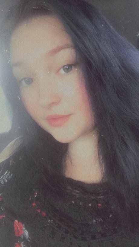 Meghan Simington model erotic photos