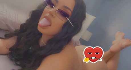 La beibi_ erotic star pic