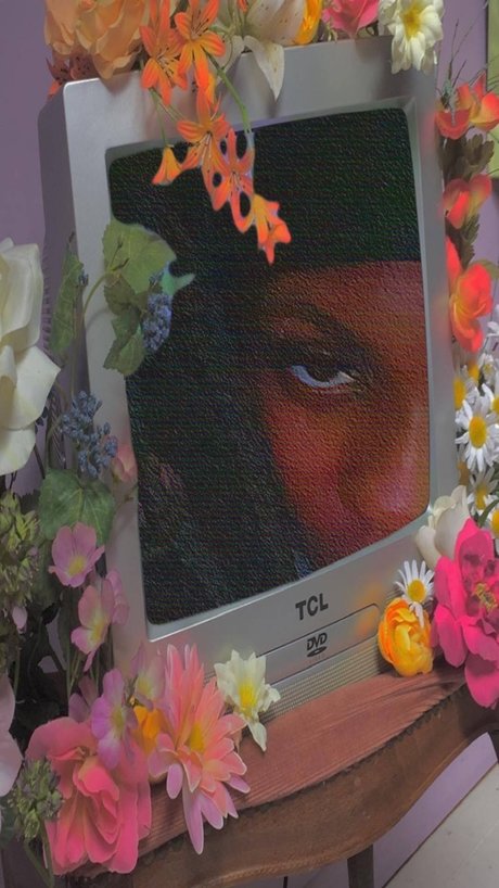 Big Nayda_ naked star img