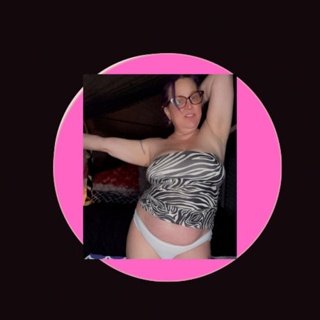 Naughtynikki777 adult star gallery