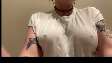 Naughty Nickie_ model art galleries