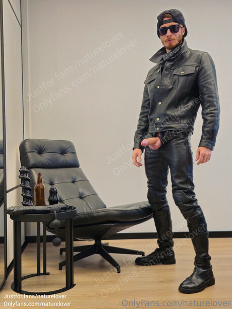 Naturelover XXL pornstar perfect photos