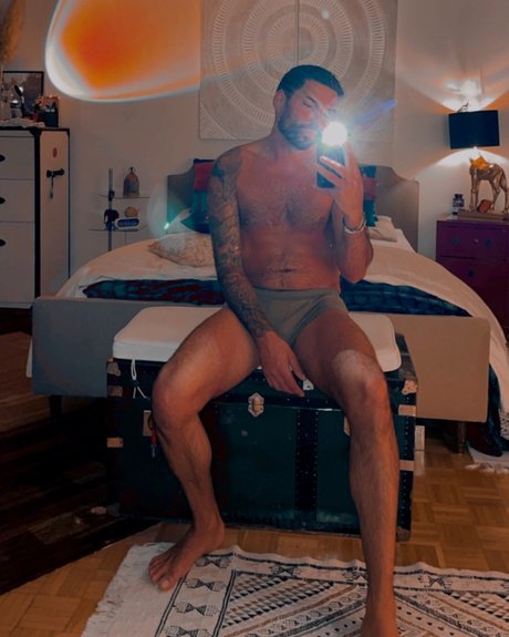 CHRIS CARTER star pretty archive