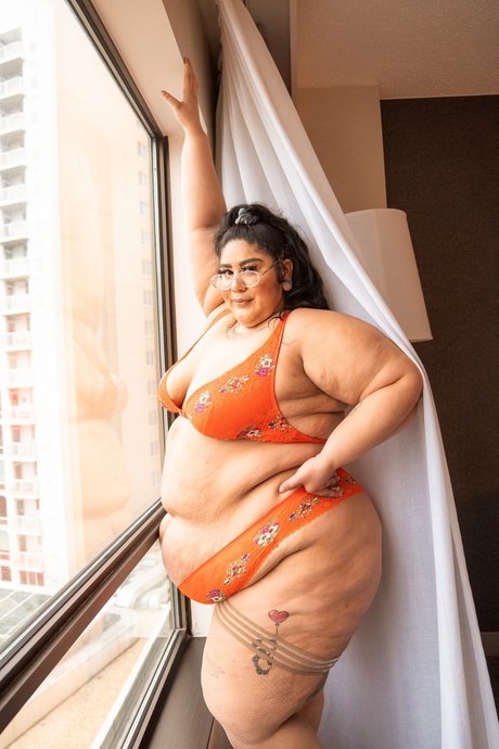 Crystal Blue 420 PPV model adult gallery