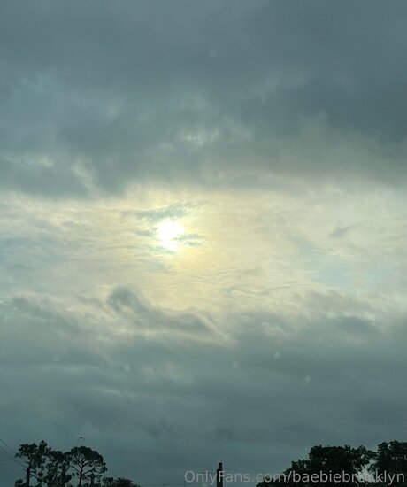 Brooklyn Baebie erotic actress gallery