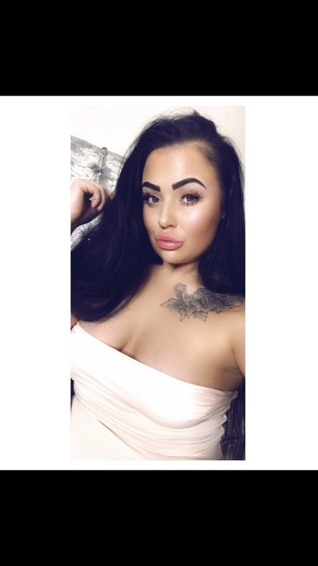 _C E N S O R E D_ xxx actress photo