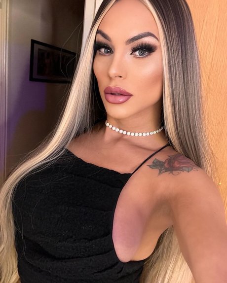 _HaileyCheery Phat DICK QUEEN nude pornstar archive