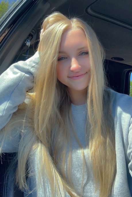 Prim_ naked actress photos