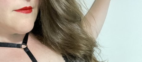 Irish Wife model sexy image