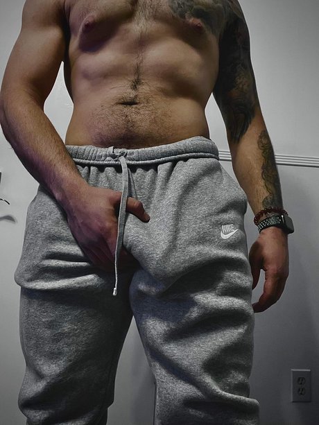 Drobwithdapole model naked pictures