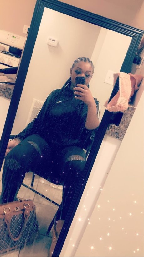 Creamyy Kai_ pornstar sex photo