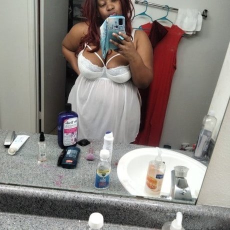 NICOLE THOMAS model gallery