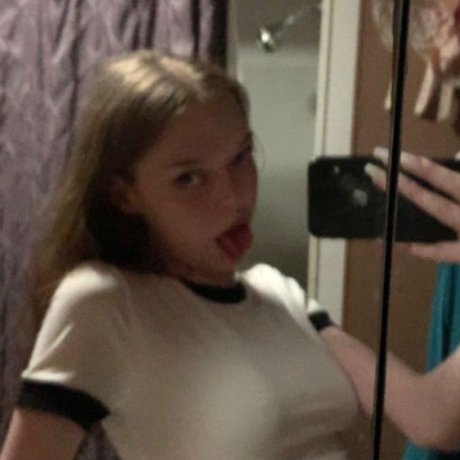 Nicky Harte star top photo