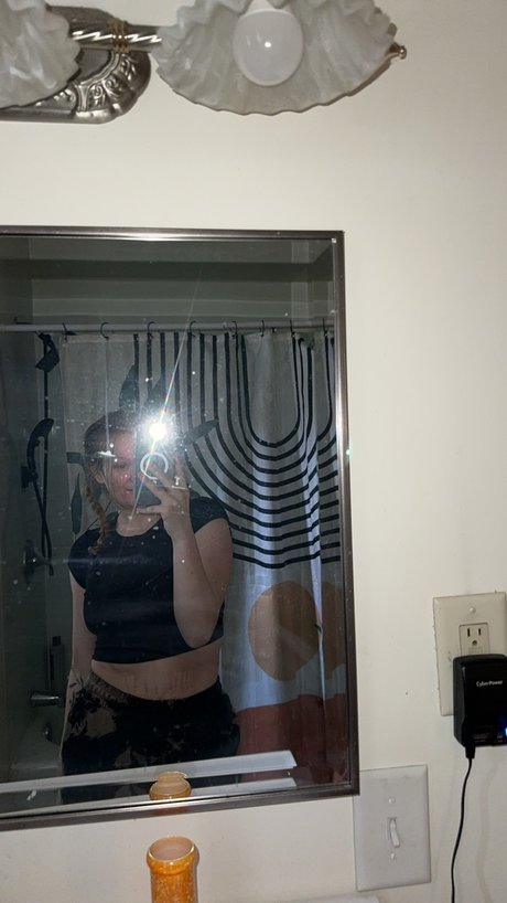 Nevaeh Ostrander sexy pornstar picture