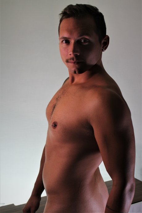 AXEL_ high quality model pic