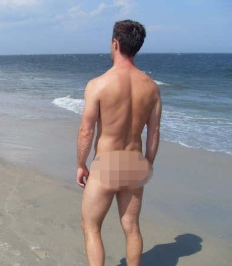 Bare Beach Bum art actress images