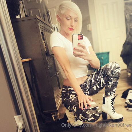 _PETITE HIP HOP VIXEN_ sexy star photo