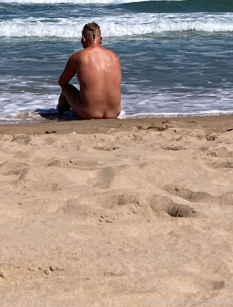 Nicos lowe star nudes pictures