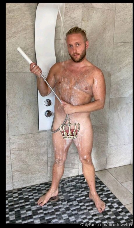 Nicos lowe star pretty pic