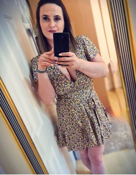 Feet ASMR by Nicolle model hd gallery