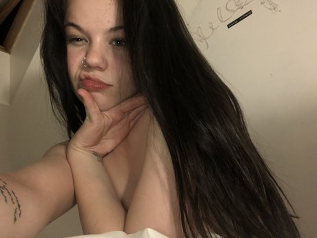 Effy Valentine pornstar beautiful photo