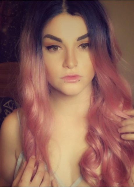 EeveeXo Free xxx star pic