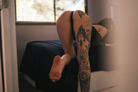 CREMOLICIOUS star nudes galleries