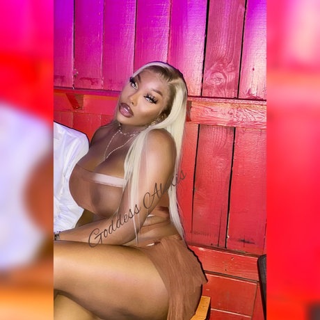 Devinealexis nude star photos