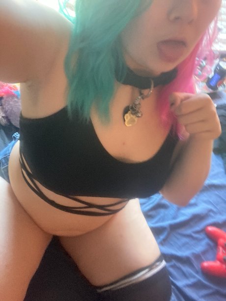 Candy Thembo star sexy picture