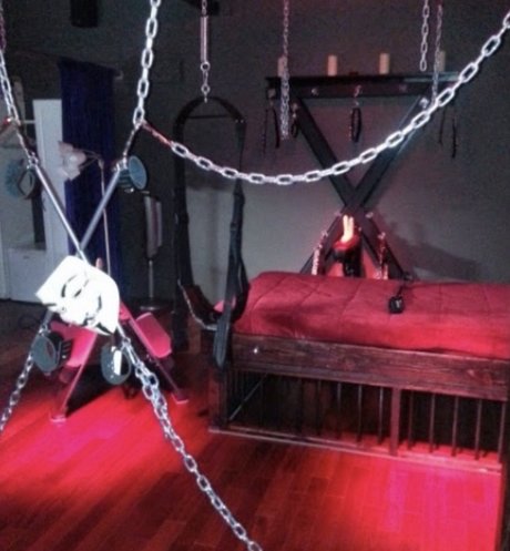 Alexia Knight model archive