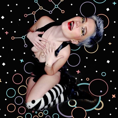 Cakelin Fable xxx actress galleries