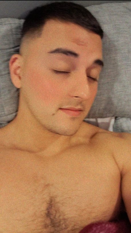 Alberto Magallan sexy star pics