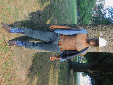 Black kountry beautiful model image