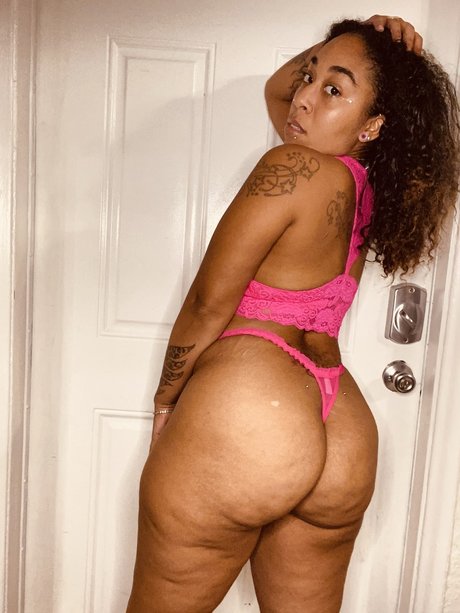 DIAMOND BABY naked star image