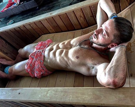 Nitzan Mizrachi porn model photo