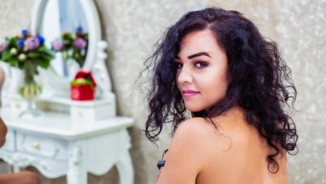 NinaRay beautiful actress photos