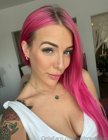 cougars onlyfans art naked img