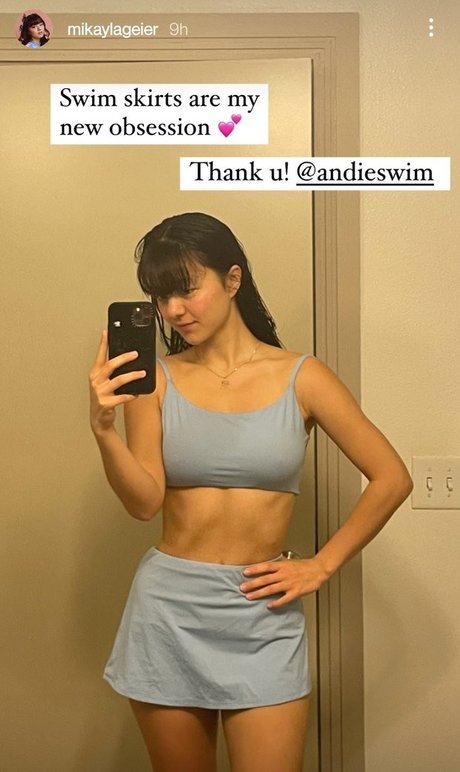 hairy teen pussy onlyfans porn image